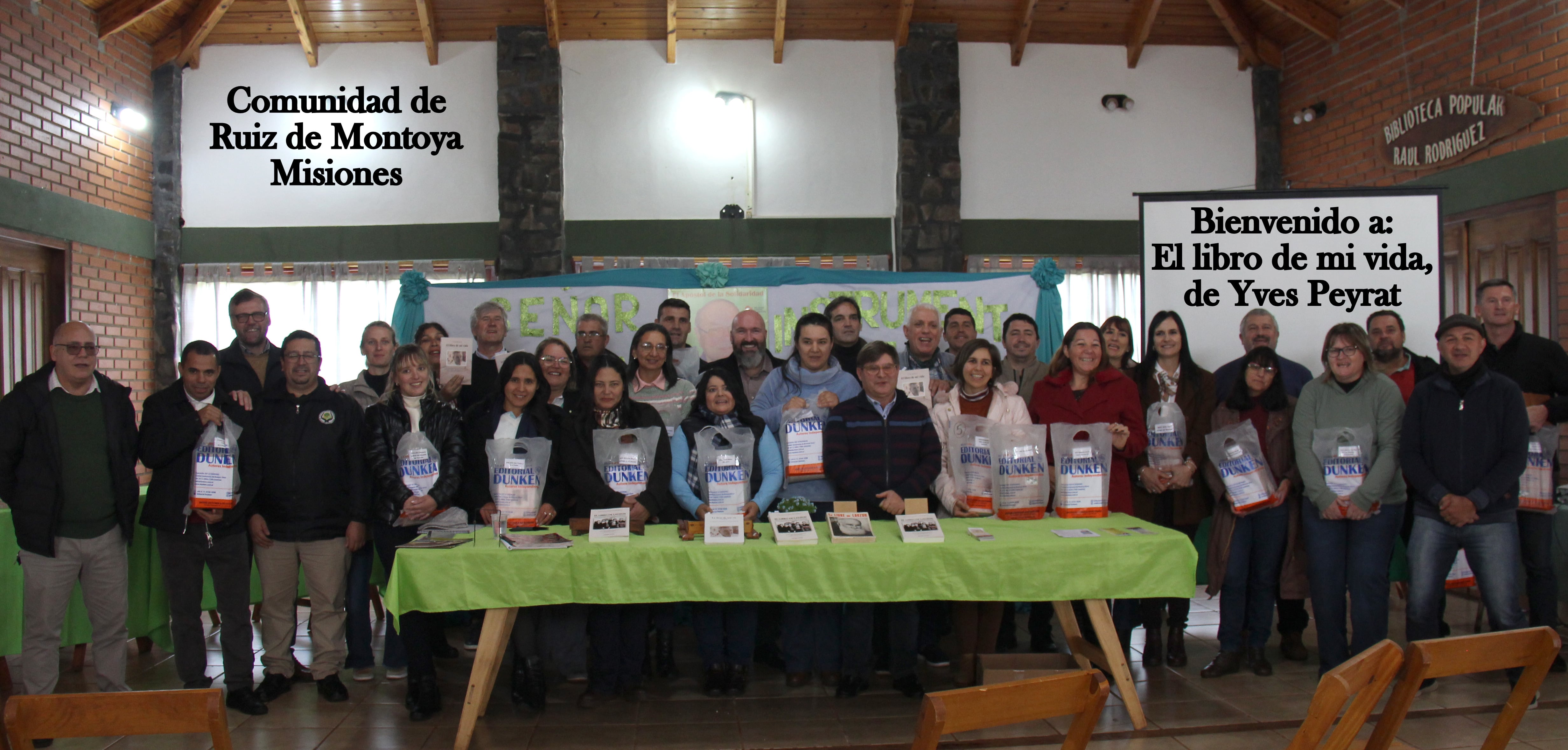 La presentación del libro en una escuela de la localidad misionera Ruiz de Montoya