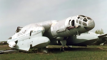 El Bartini Beriev VVA-14 abandonado