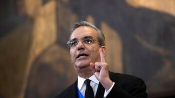 El presidente dominicano convoca una