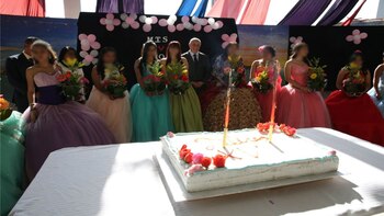 El evento concluyó con la partida de pastel, aportación de la Subsecretaría (Foto: especial)
