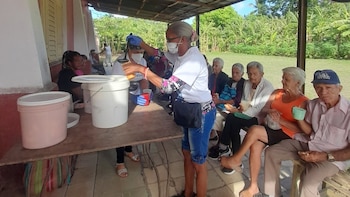 La dictadura cubana impide que una iglesia reparta desayunos a domicilio a personas vulnerables