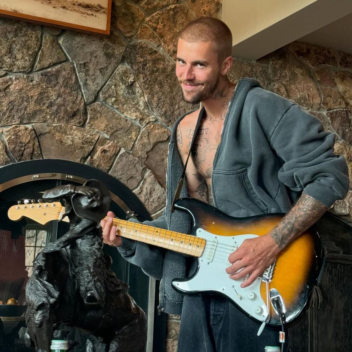 La espontaneidad y actitud relajada marcaron la preparación de Justin Bieber, quien concluyó su ensayo para los Grammy en solo 15 minutos (Instagram/@lilbieber)