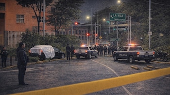Ataque armado en Paseo de la Reforma dejó dos muertos dentro de un automóvil en la alcaldía Cuauhtémoc: SSC investiga agresión directa