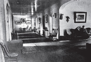 Un pabellón de damas en