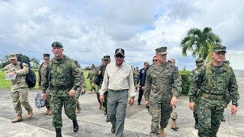 General del Comando Sur se reunió con el ministro de Defensa en Tumaco: “Fortalecer la cooperación en seguridad y defensa entre Colombia y Estados Unidos”
