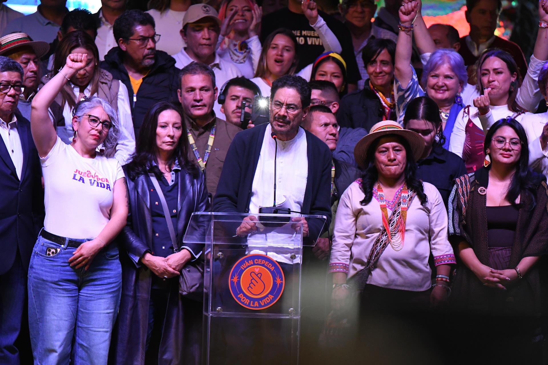 Cepeda anuncia un "Gabinete de la Vida" para hacer oposición a las políticas de De la Espriella