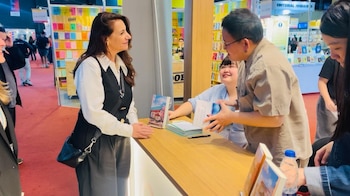 Silvia Cordano y Kim Ho-yeon