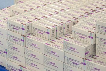 AstraZeneca seguirá en el esquema