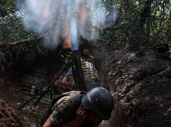 Lanzamiento de morteros de un