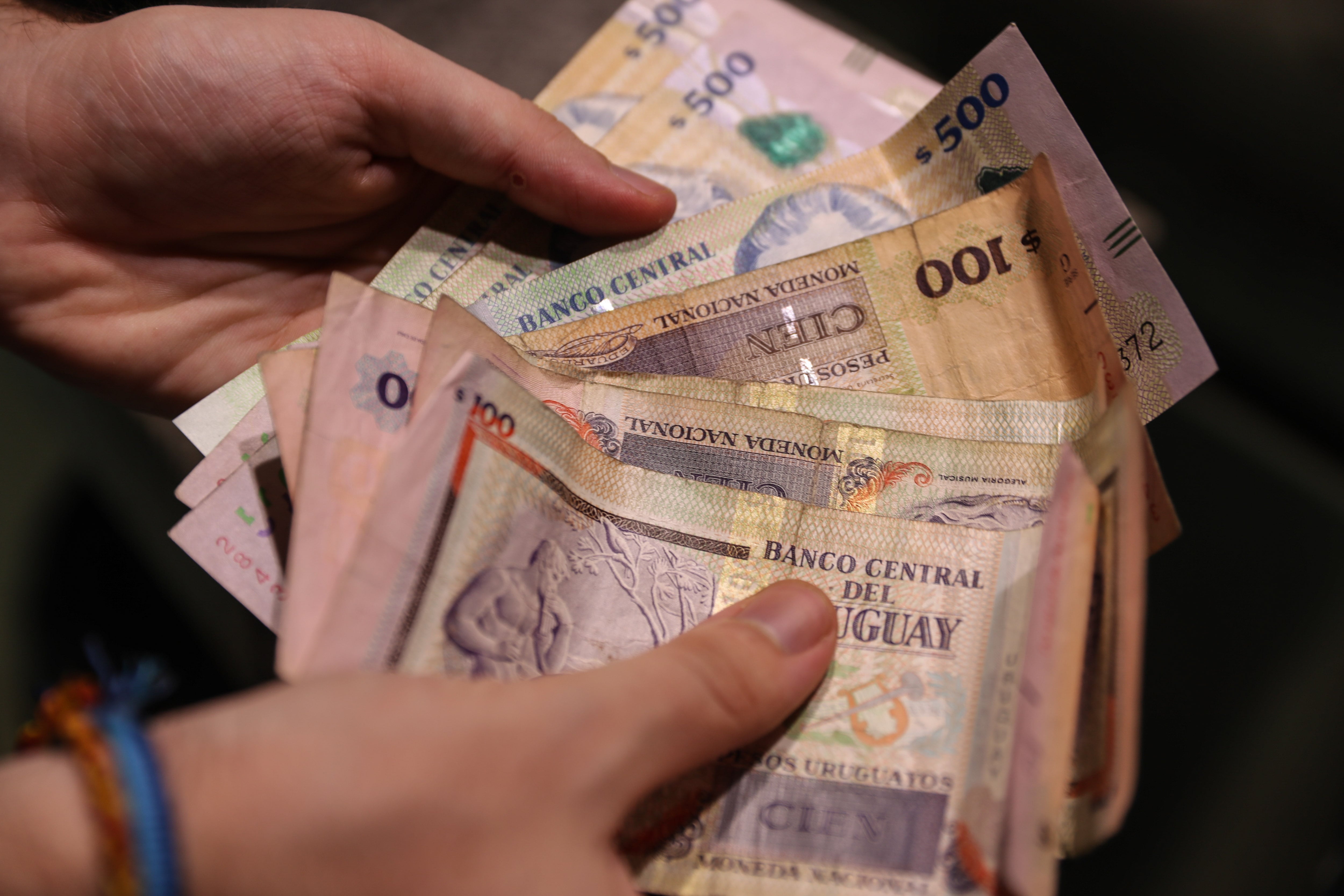 Conoce el tipo de cambio este miércoles 15 de abril en Uruguay. (EFE/Raúl Martínez)