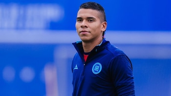 Nicolás Larcamón revela cuándo regresa