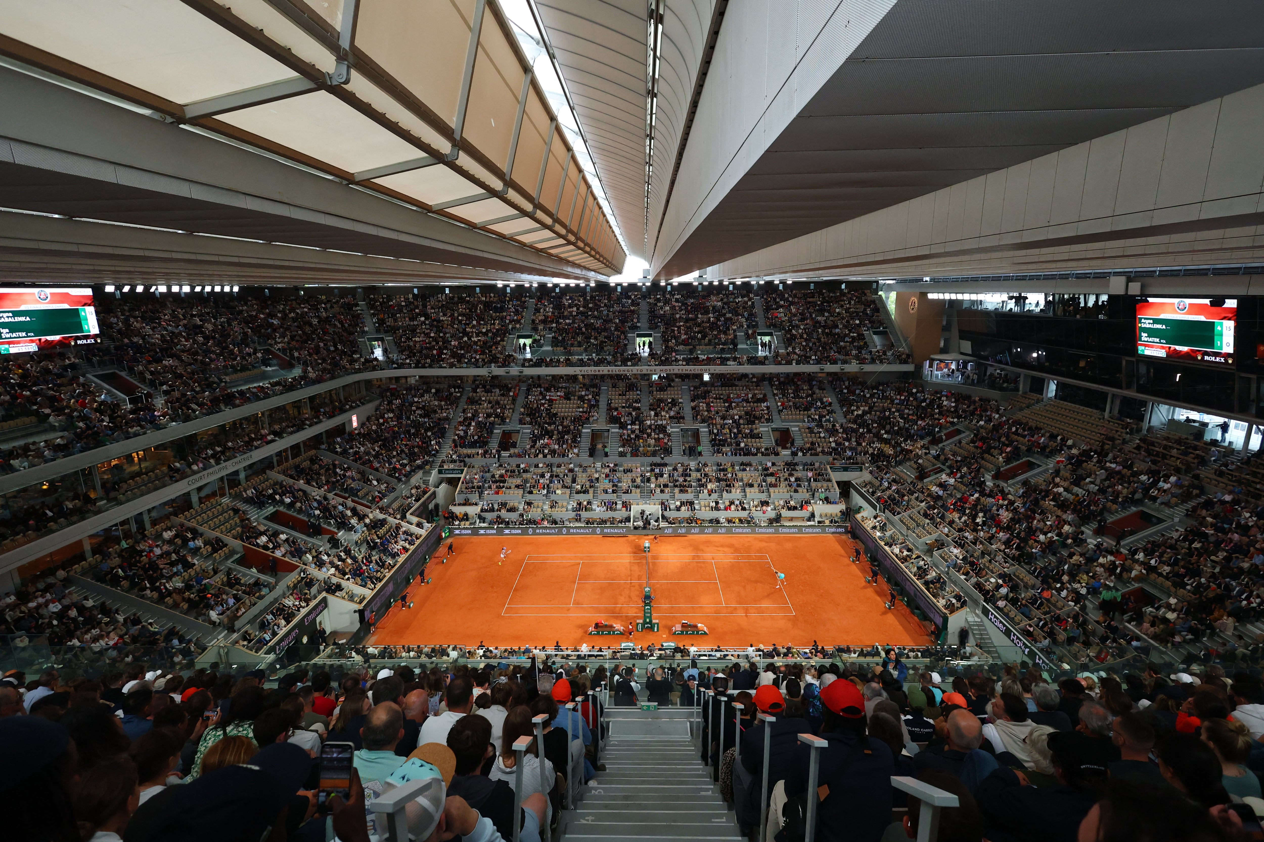 Con la presencia de los tenistas argentinos se sorteo el cuadro principal de Roland Garros (Crédito: REUTERS/Denis Balibouse)
