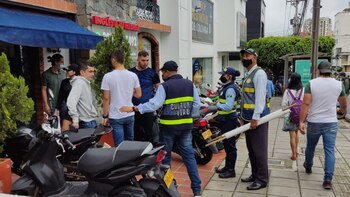 Los agentes de tránsito de