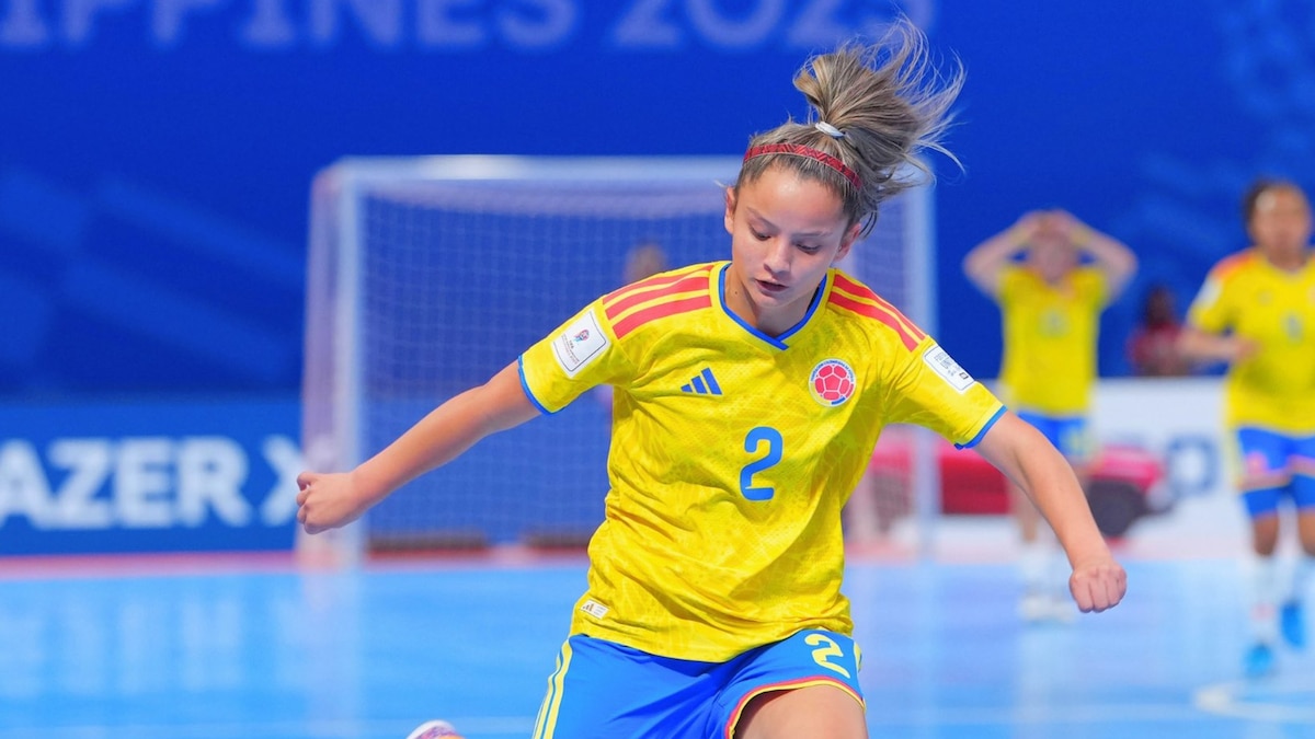 Acción del partido entre Colombia y Argentina en la Copa Mundial Femenina de Futsal 2025