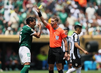 Francois Letexier, el árbitro del partido (IMAGN IMAGES via Reuters/Caean Couto)