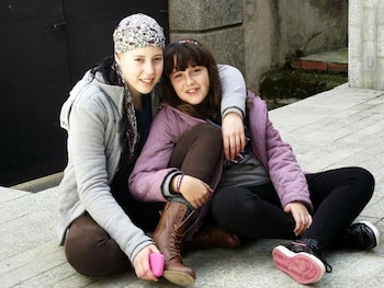 Isabel y Victoria, en una imagen de niñas.