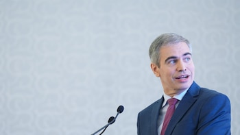 España subraya la "urgencia" de