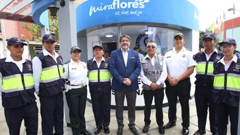 El alcalde Carlos Canales Anchorena