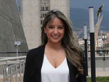 Mónica María Orrego López renunció