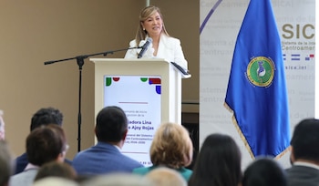 Lina Ajoy Rojas asumió este martes 11 de agosto como Secretaria General del Sistema de la Integración Centroamericana (SICA), convirtiéndose en la primera costarricense en ocupar el cargo. Crédito: Ministerio de Relaciones Exteriores y Culto