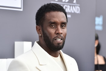La demanda contra Diddy sostiene que el encuentro ocurrió en 2007 durante una fiesta en Hollywood Hills presentada como un evento de contactos profesionales (Foto Jordan Strauss/Invision/AP)