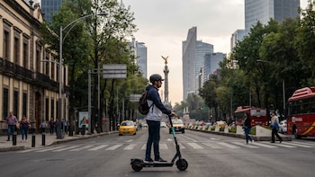 Cuándo empiezan las multas por no tener placa en tu scooter eléctrico en CDMX