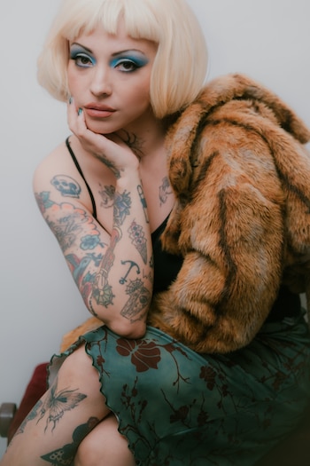 'Femme Fatale' combina jazz, bolero, soul, pop tradicional y cabaret, e incluye colaboraciones de Nathy Peluso, Natalia Lafourcade y Silvana Estrada - crédito cortesía Mon Laferte