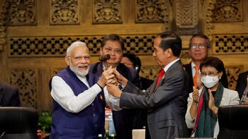 Hoy, la India comienza su