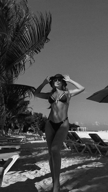 Camila fue por una bikini