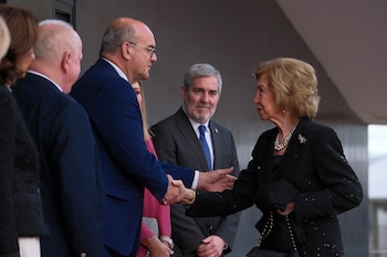 La reina Sofía recibe el