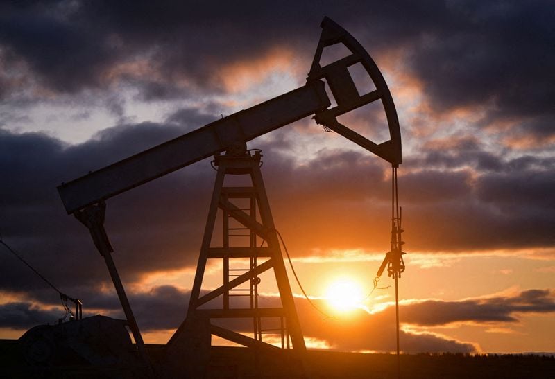 Las exportaciones de combustibles y energía alcanzaron un valor histórico de USD 1.745 millones, impulsadas por el alza en los despachos de petróleo crudo y carburantes. (Reuters)