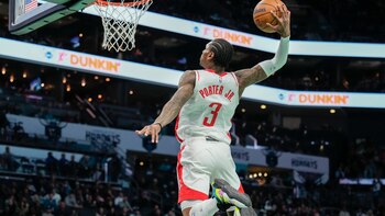 Una estrella de la NBA fue arrestada por agredir a su novia, que sufrió heridas en el rostro y en el cuello