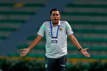 El entrenador de Bolivia, César