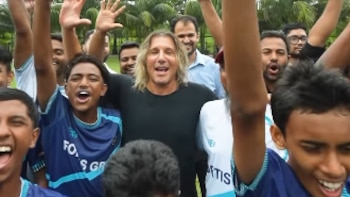Los detalles de la agitada visita de Claudio Paul Caniggia a Bangladesh: “Una locura genial”