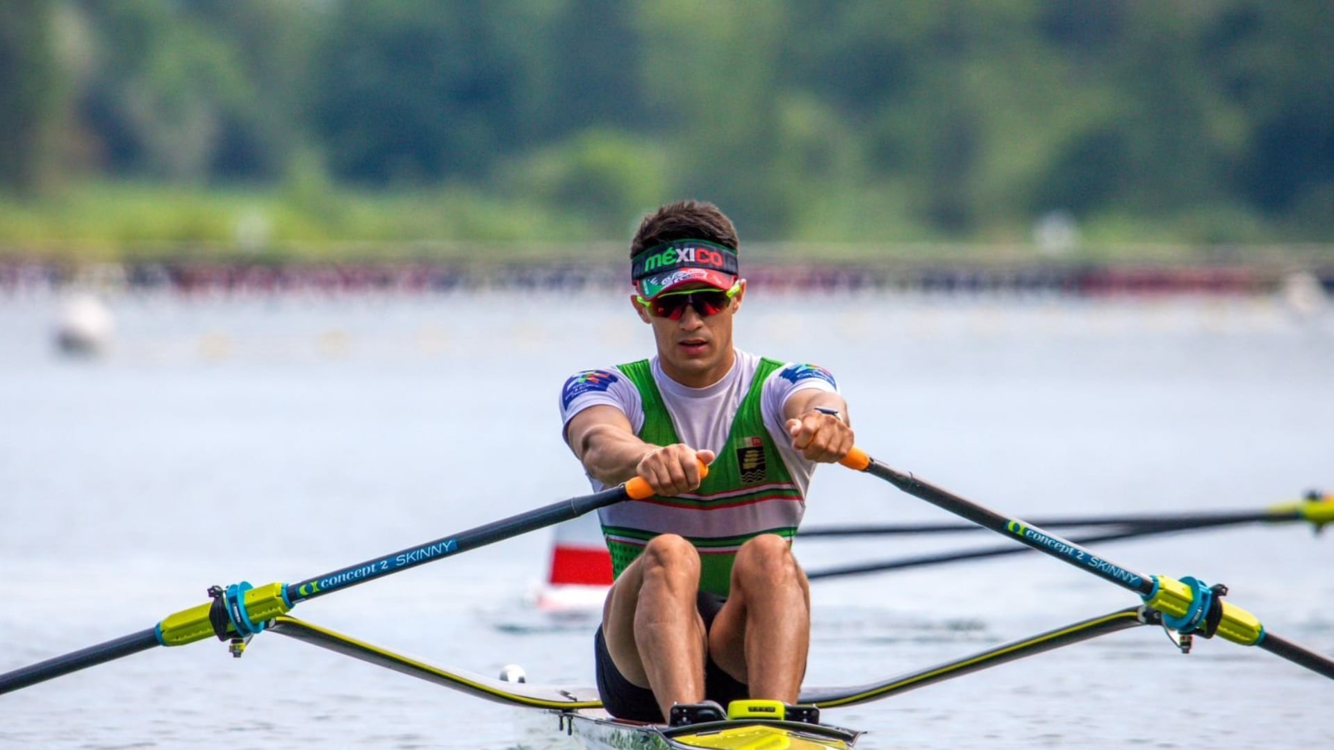 Alexis López logra medalla de oro en remo para México en los Juegos Centroamericanos 2026