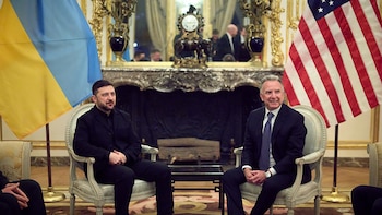 Zelenski conversa con los enviados de Trump para Ucrania en vísperas del encuentro de Rubio y Lavrov en Manila