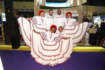 El folklore dominicano reúne conocimientos, tradiciones y manifestaciones culturales formadas por herencias taína, africana y europea y por intercambios del Caribe./ (Ballet Folklorico del Ministerio de Turismo de República Dominicana)