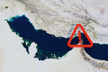 El bloqueo parcial del estrecho de Ormuz, por donde circula cerca de una quinta parte del petróleo mundial, obligó a rediseñar flujos logísticos y a desviar cargas hacia rutas alternativas (Imagen: Shutterstock)