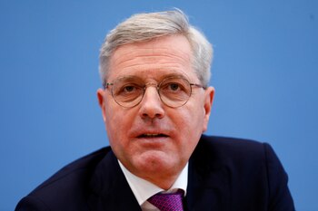 Norbert Roettgen anunció su candidatura