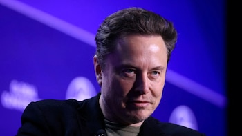 Musk compró X (antes Twitter)