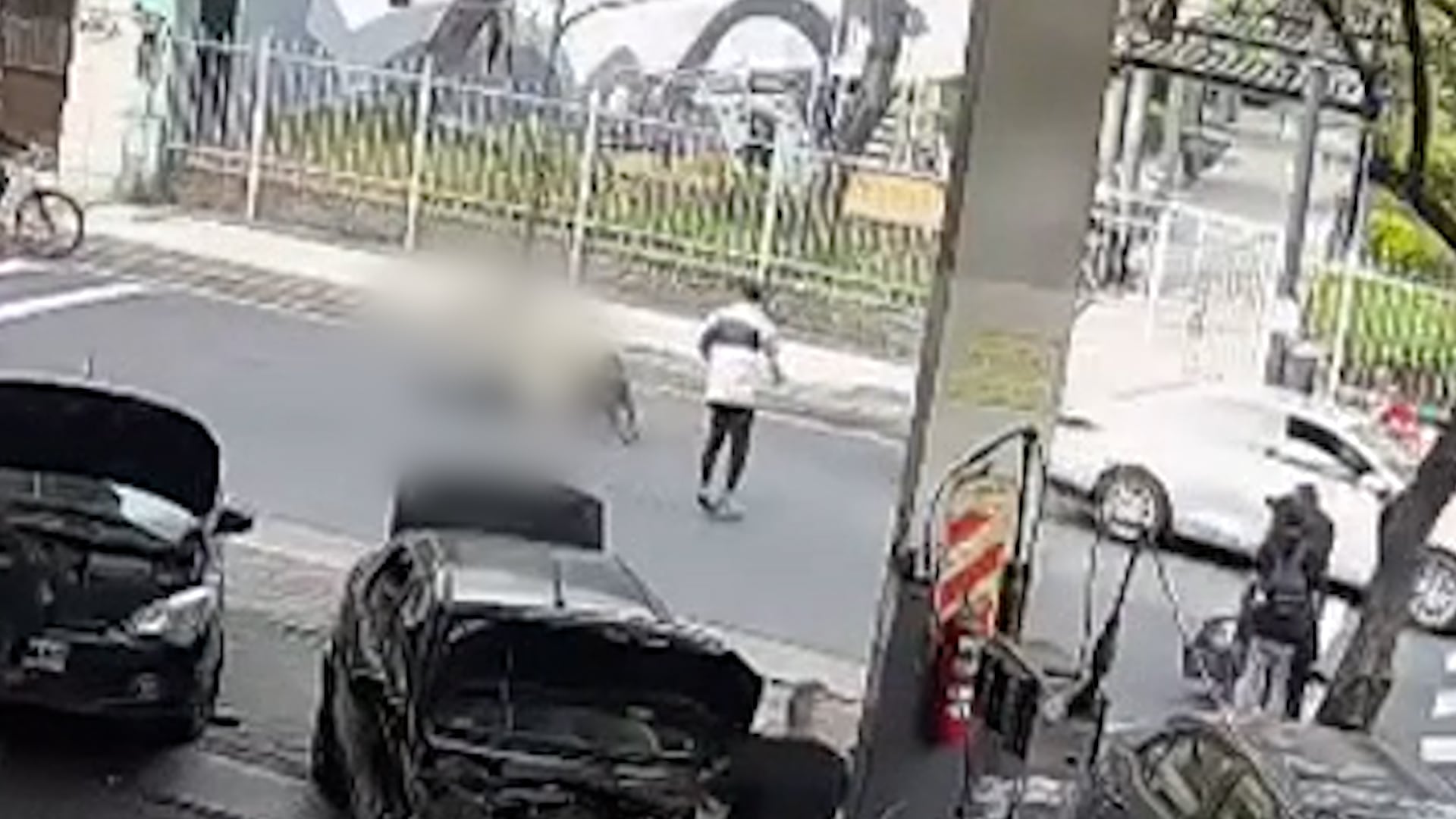 El agresor se dio a la fuga y es buscando intensamente por personal de la Policía de la Ciudad.