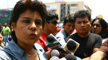 Congresista Norma Yarrow olvidó apagar