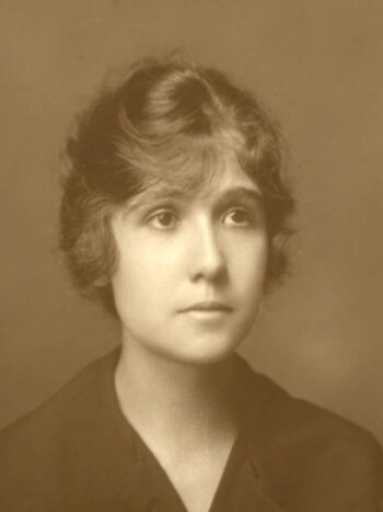 Edelmira Inés Mórtola (1894-1973) (Museo de Mineralogía de la Universidad de Buenos Aires)