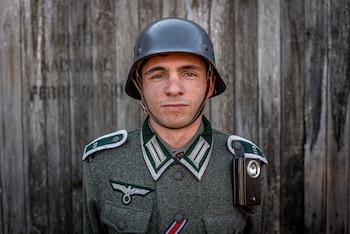 Santiago Parisi es Wolfgang Wehner,