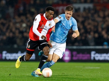 Javairo Dilrosun es compañero de Santiago Giménez en el Feyenoord.