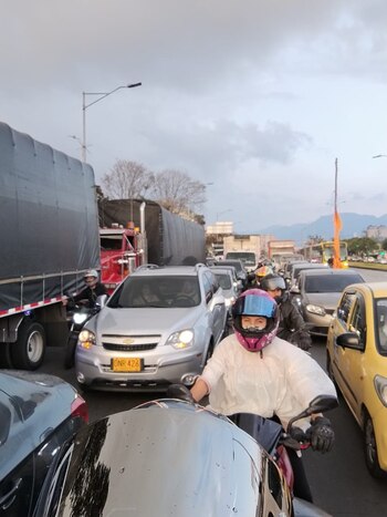 Trancón en Bogotá - crédito
