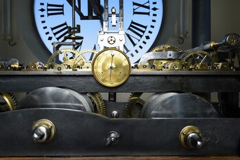 Interior del mecanismo del Reloj