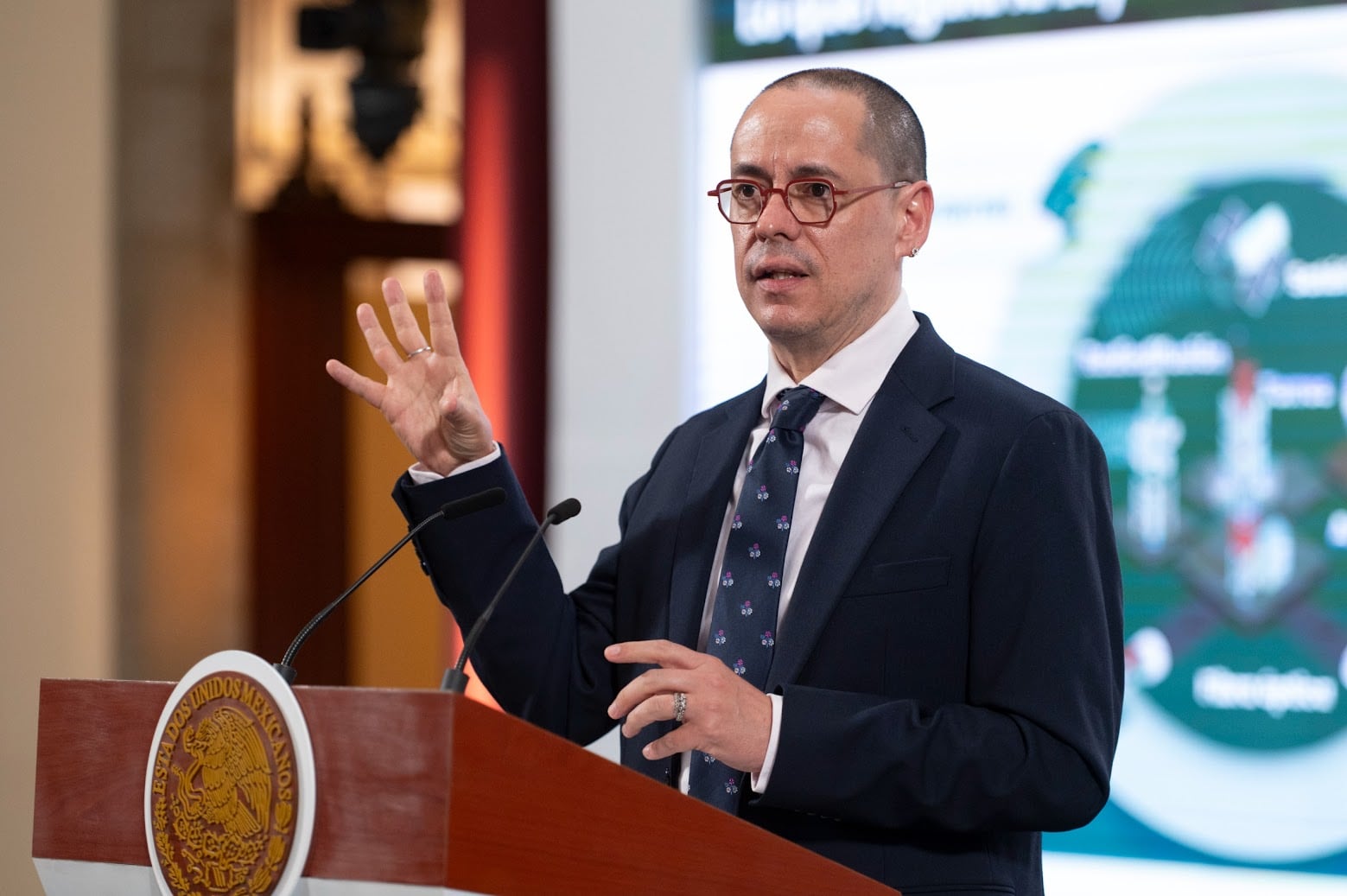 El titular de la Agencia de Transformación Digital, José Antonio Peña Merino, explicó los alcances de la nueva ley en materia de Telecomunicaciones y Radiodifusión, este miércoles 14 de mayo. (Gobierno de México)
