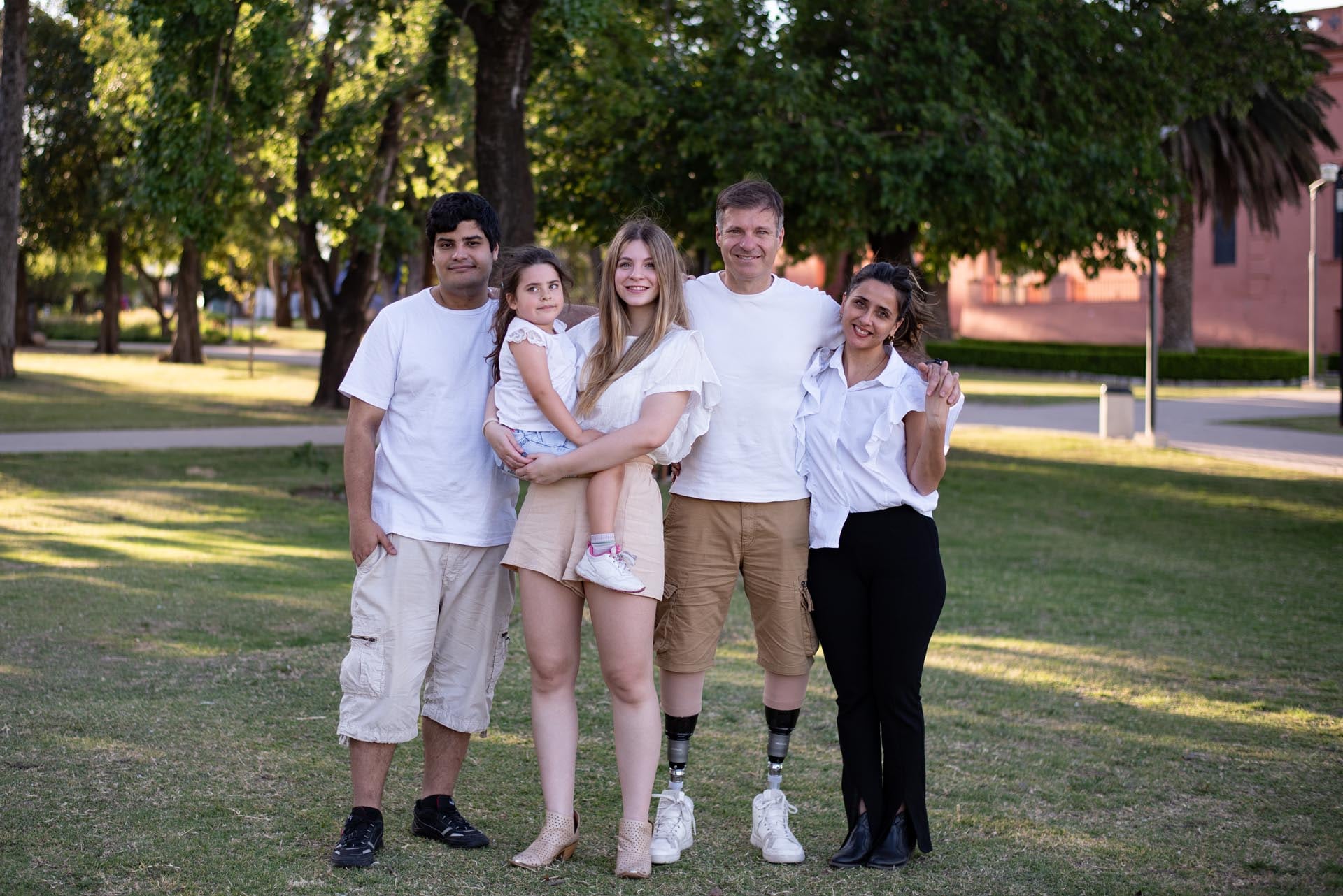 Pablo Giesenow junto a su familia