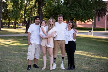 Voces - Pablo Giesenow - Tati Schapiro - Familia